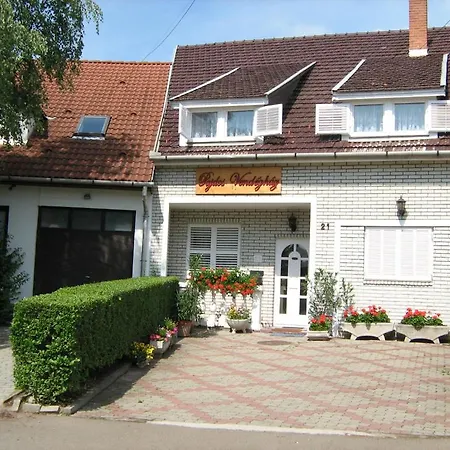 Apartment Pajdos Vendeghaz Eger